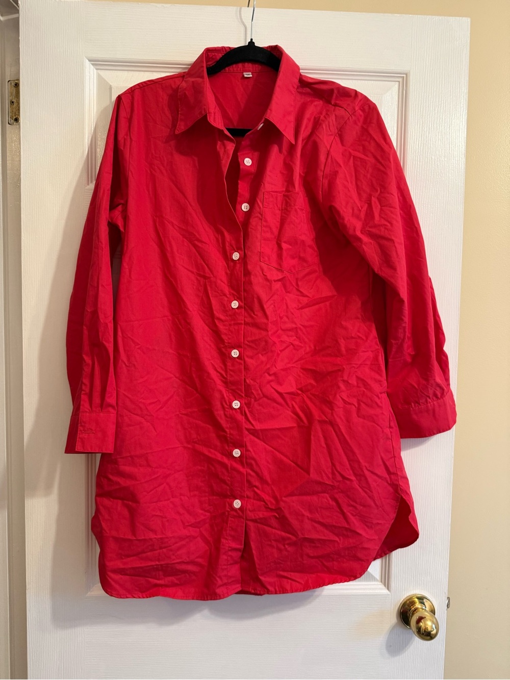 Women's Long Sleeve Button-Front Dress Shirt in Red